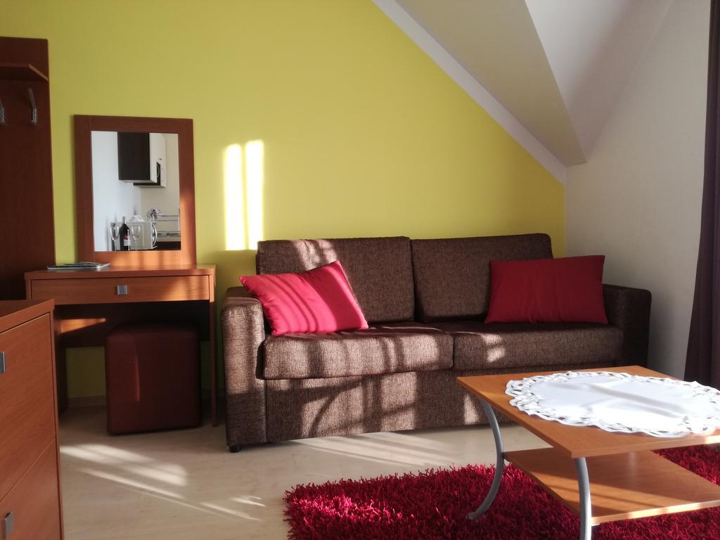 Luxury Apartment Bešeňová 외부 사진