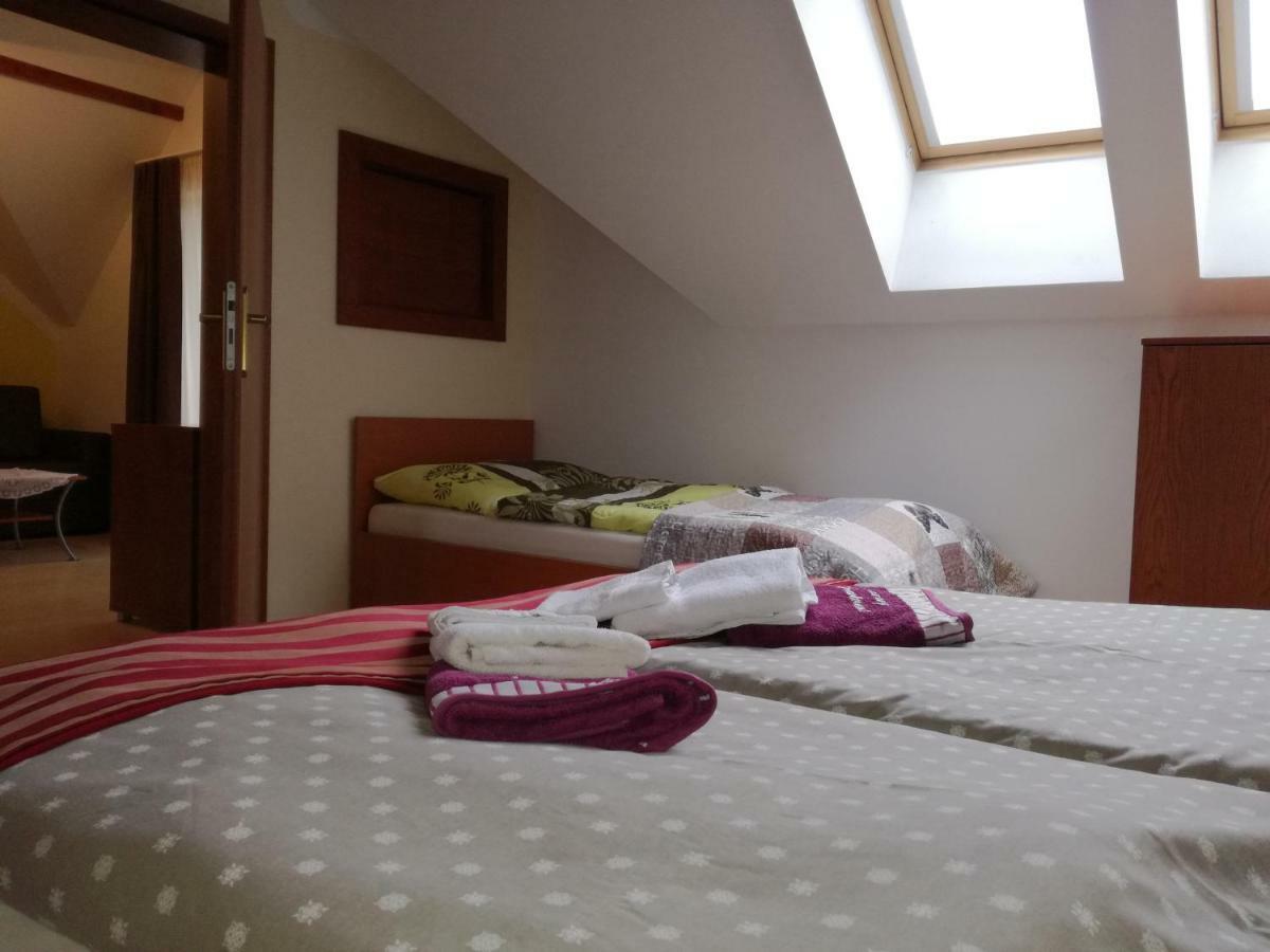 Luxury Apartment Bešeňová 외부 사진